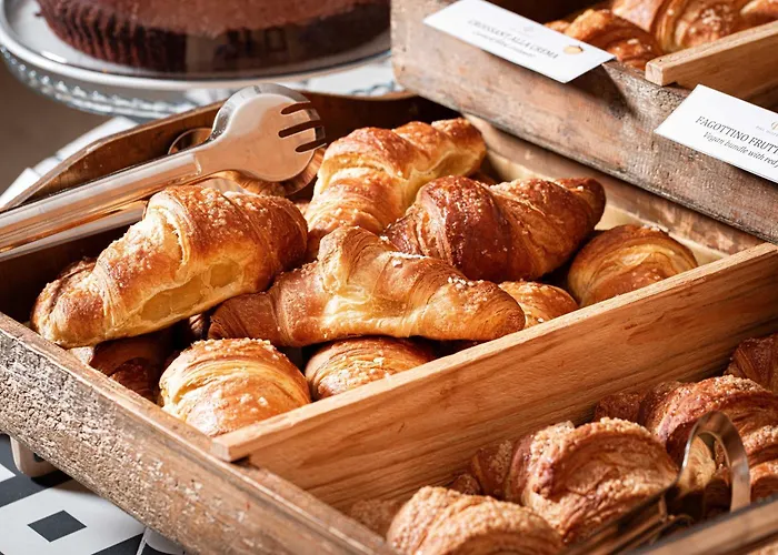 Phi Emilia Ξενοδοχείο 4*