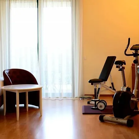 Phi Emilia Hotel