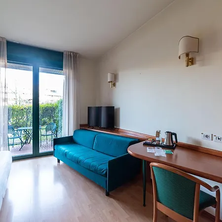 Phi Emilia אוצאנו דל'אמיליה