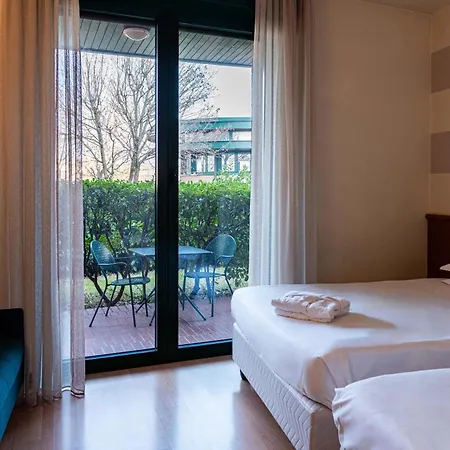 Hotell Phi Emilia Ozzano dell'Emilia