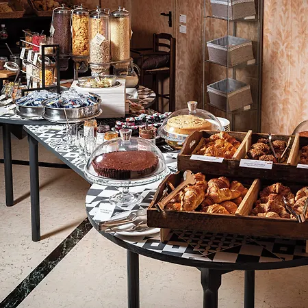 מלון Phi Emilia אוצאנו דל'אמיליה