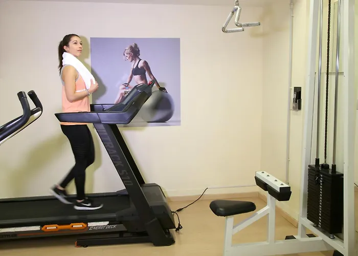 Phi Emilia أوتْسانو ديل إميليا